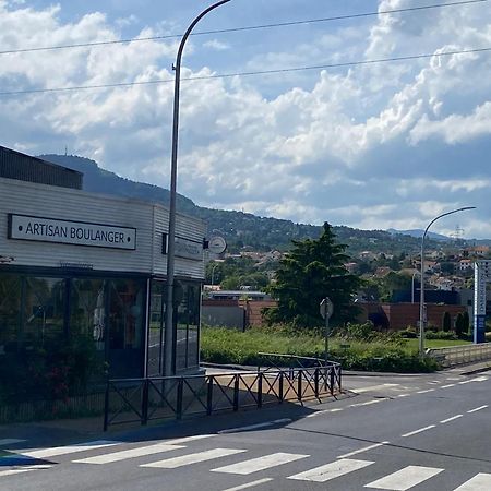 "Luci" Proche Du Zenith, Artenium Ceyrat, Auvergne, Parking Prive , Beaumont  Εξωτερικό φωτογραφία